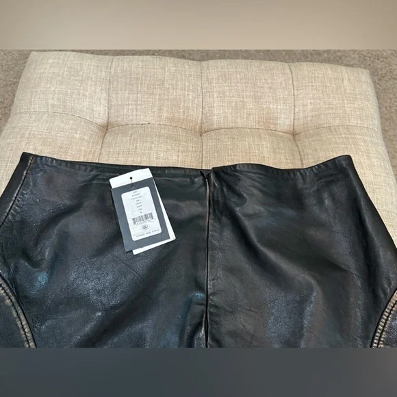 DKNY Limited Edition Distressed 100% Black Leather Miniskirt /NWT /Size Medium - Picture 5 of 9